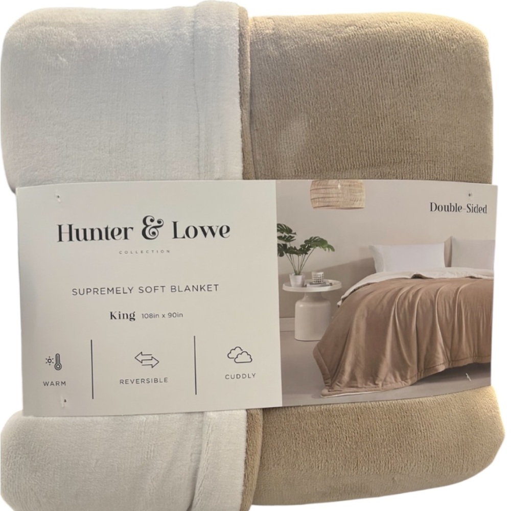 Hunter & Lowe Taupe and Cream Supremely Soft Reversible King Blanket 108”x90”